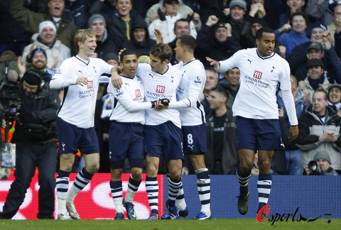 保安大爷中场硬核加入拉拉队，全场尖叫炸了！