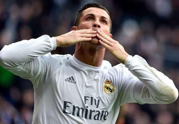 马兹拉维：右中卫和右翼卫都适合我，我能做到兼顾进攻和防守